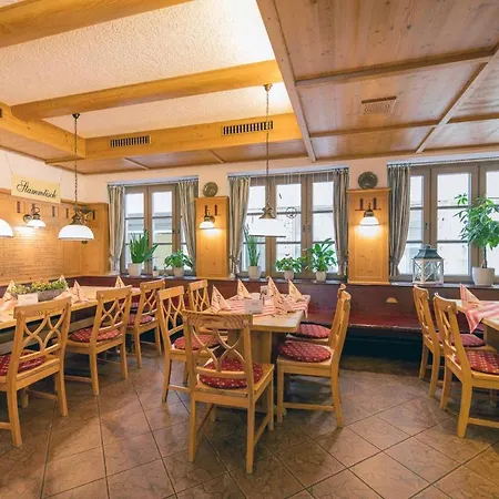 Restaurant Goldener Hirsch *
