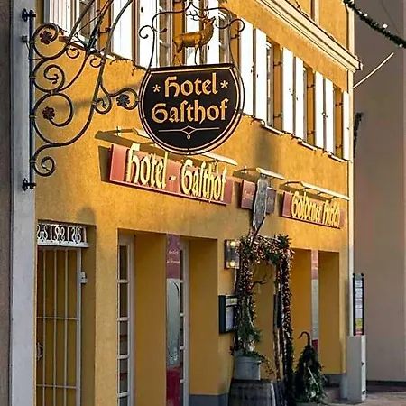 Restaurant Goldener Hirsch 호텔 *
